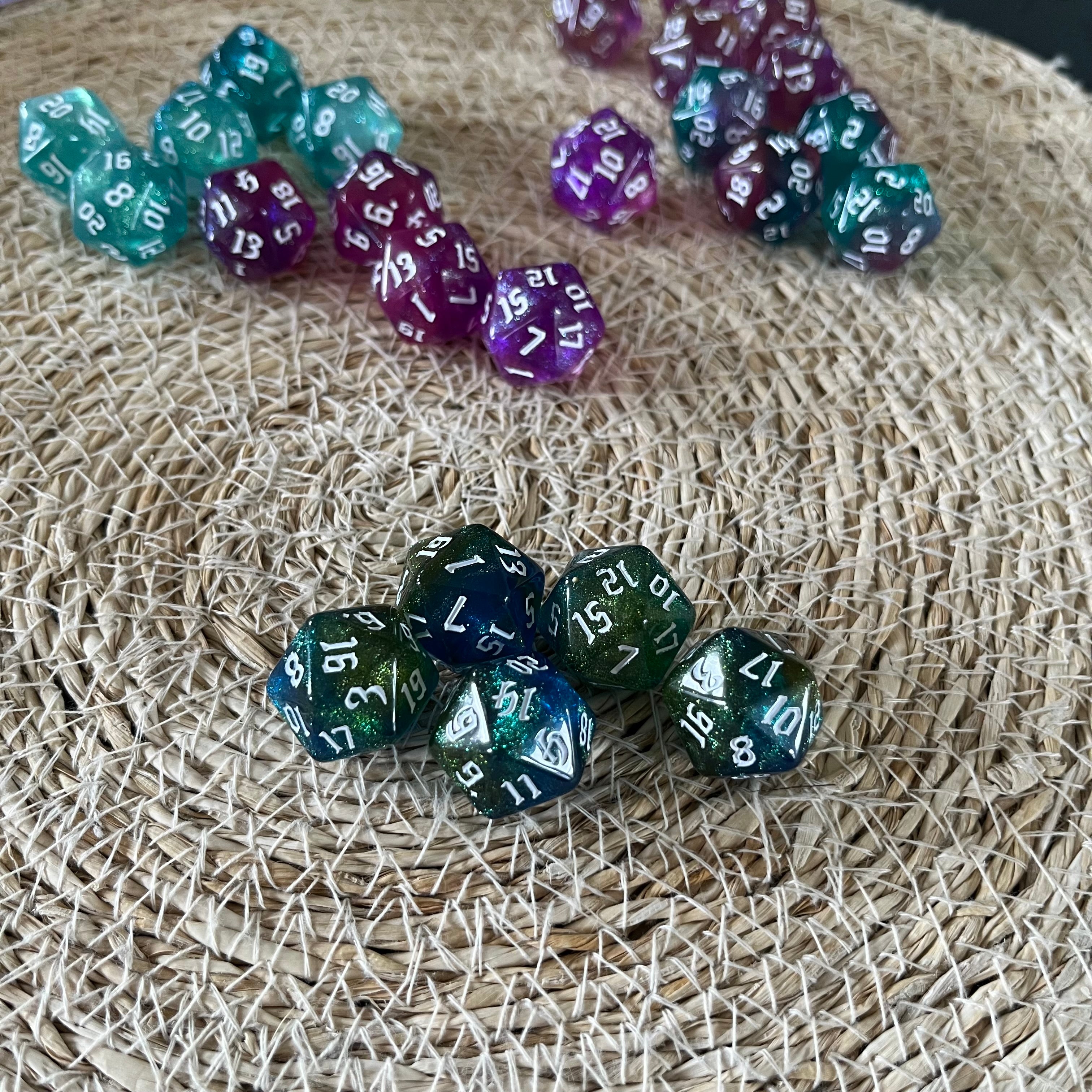 Glitter D20